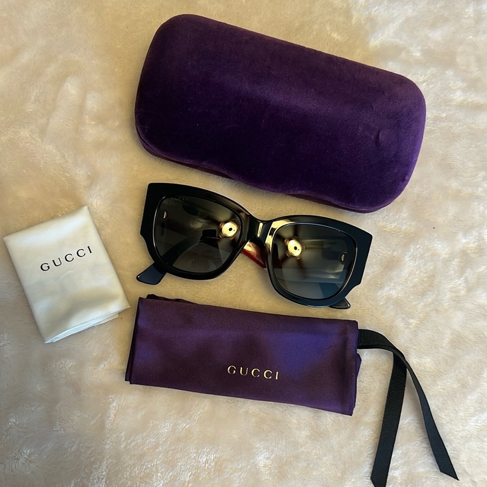 GUCCI sunglasses